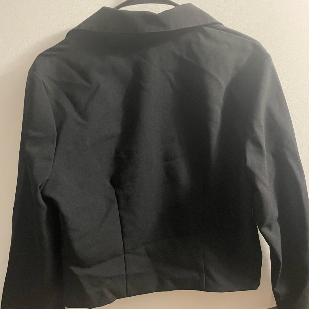 The 7th Alternative women’s zip up blazer size 9/10 black